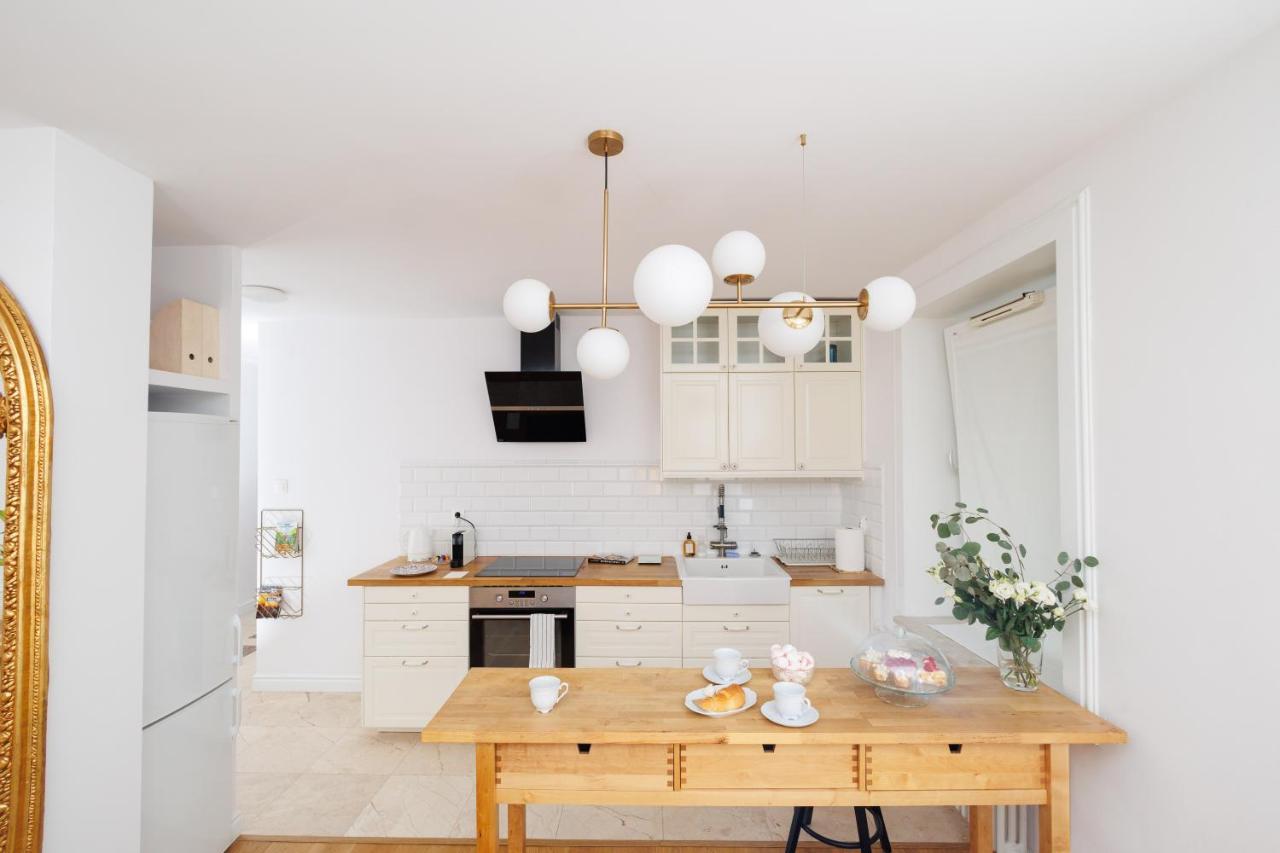 Maison Bruehl - Apartamenty Przy Ogrodzie Saskim Varsavia Esterno foto